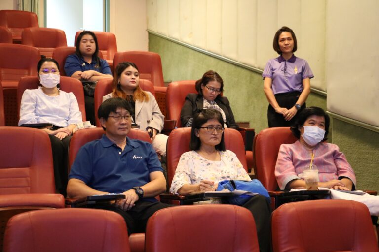 ม.นเรศวร เดินหน้าพัฒนาอาจารย์ต้นแบบ สู่การเรียนการสอนในบริบทใหม่